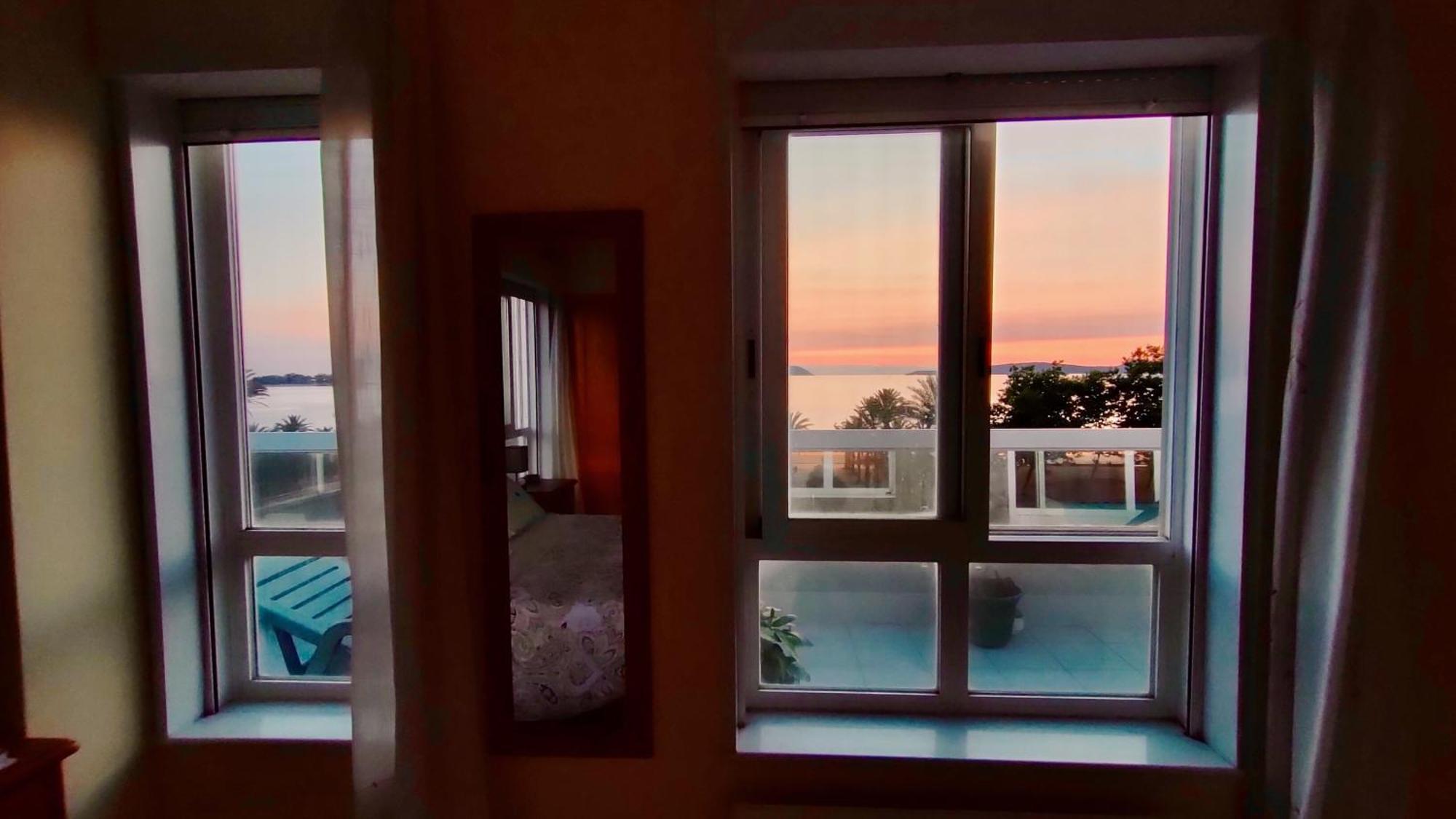 Samil Apartment, Primera Linea De Playa Con Wifi Y Garaje Comarca de Comarca de Vigo Buitenkant foto